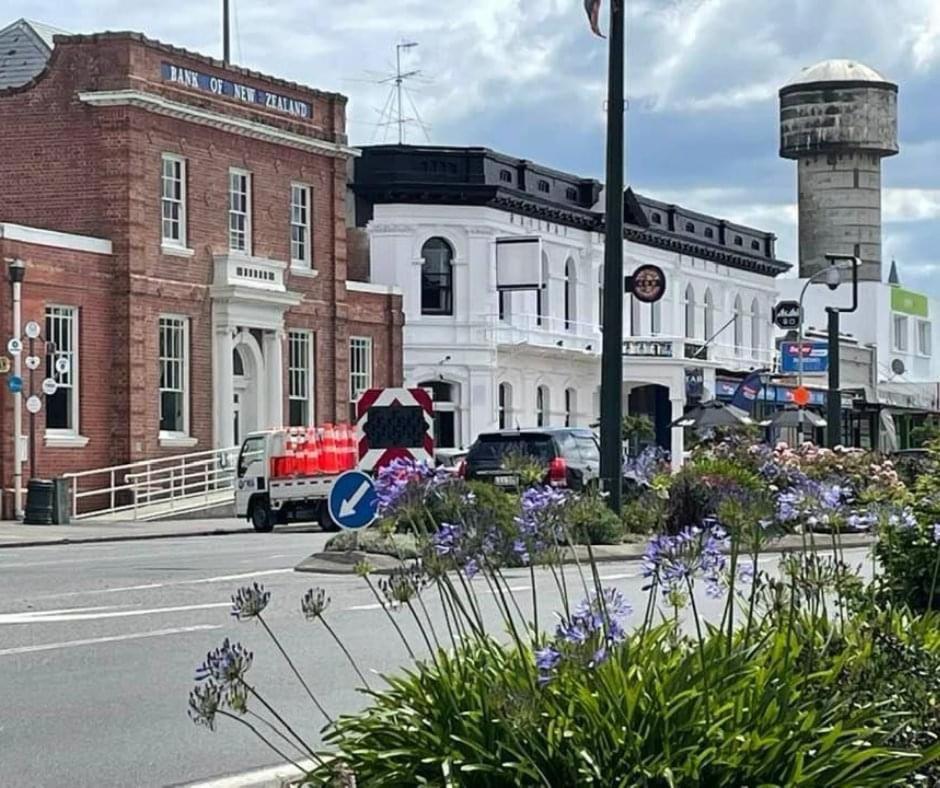 Railway Hotel Winton Exterior photo