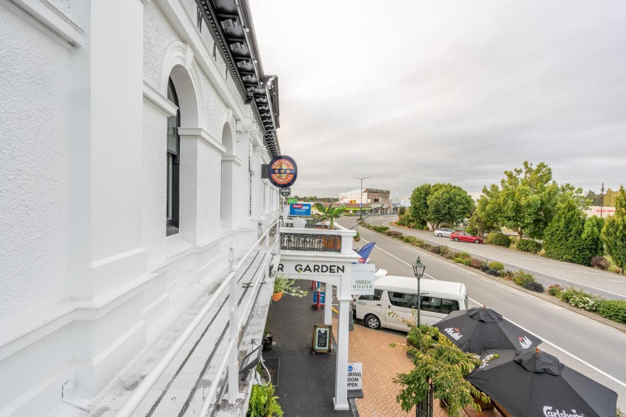 Railway Hotel Winton Exterior photo