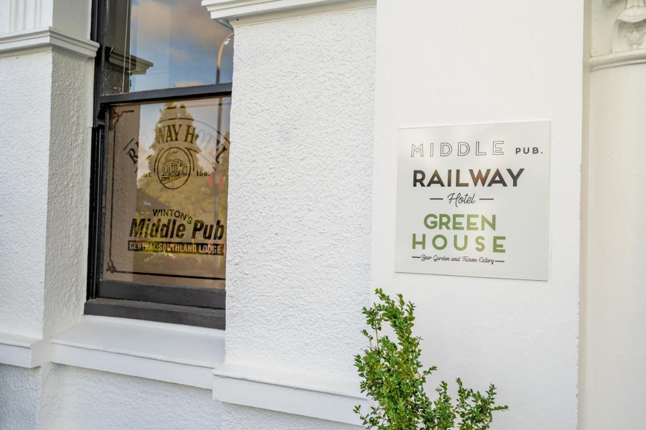 Railway Hotel Winton Exterior photo